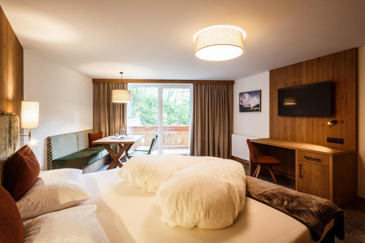 הינטריס Das Naturhotel Die Eng מראה חיצוני תמונה