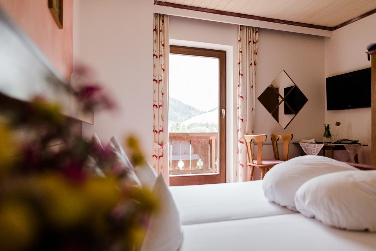 הינטריס Das Naturhotel Die Eng מראה חיצוני תמונה